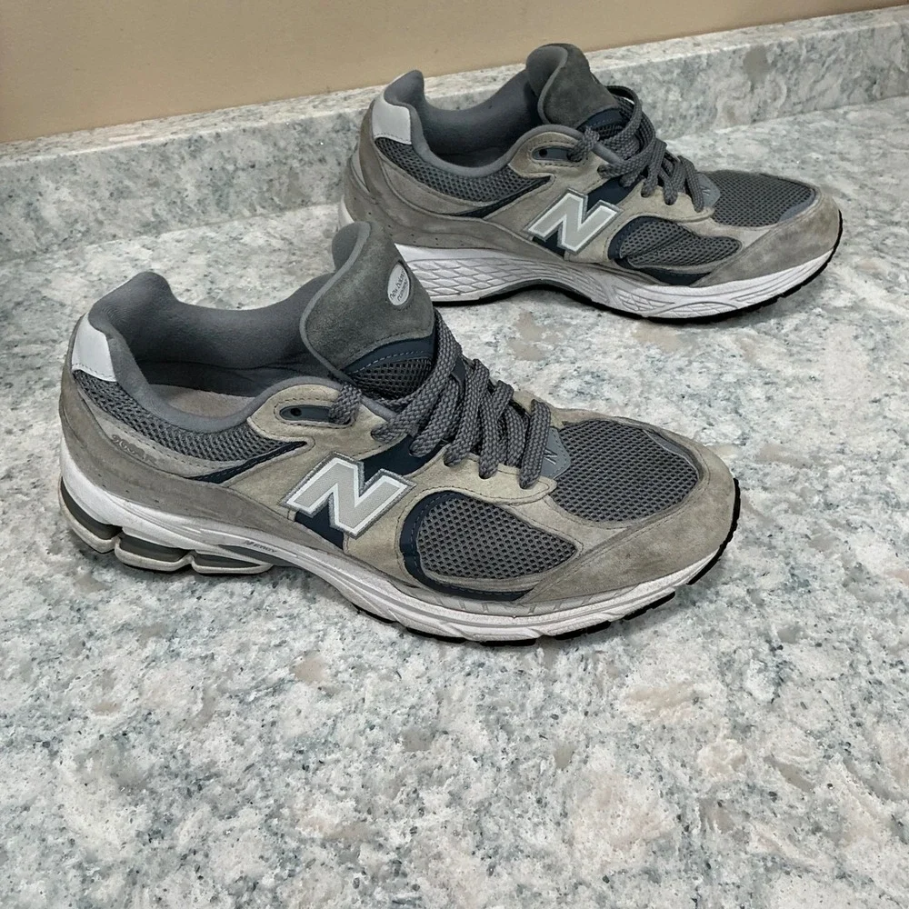 New Balance Sneaker 2002R Size 10 Grey Steel M2002RST Suede Mesh Low Top